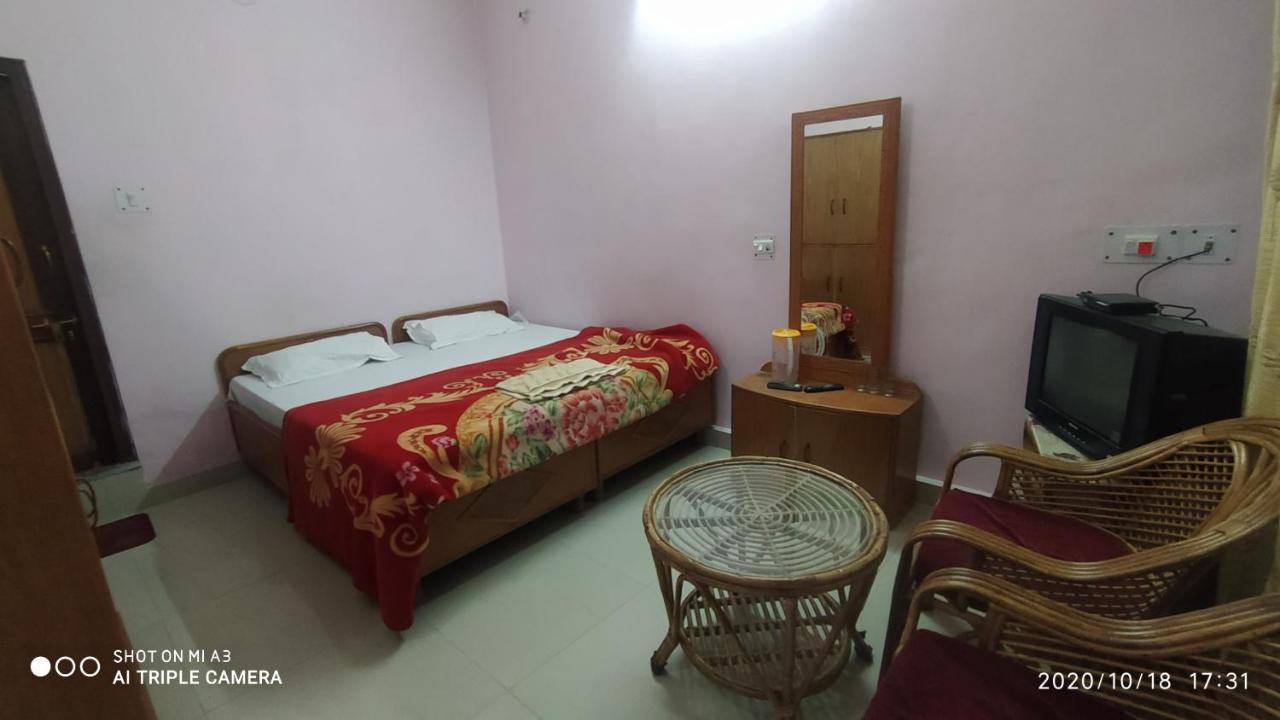 Hotel Himalayan Inn Uttarkāshi Exterior foto